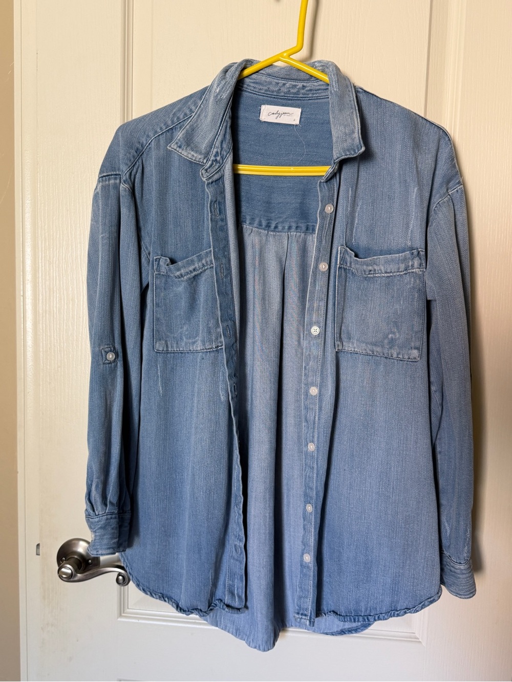 Carly Jean Los Angeles Denim Button-Up Shirt Size S